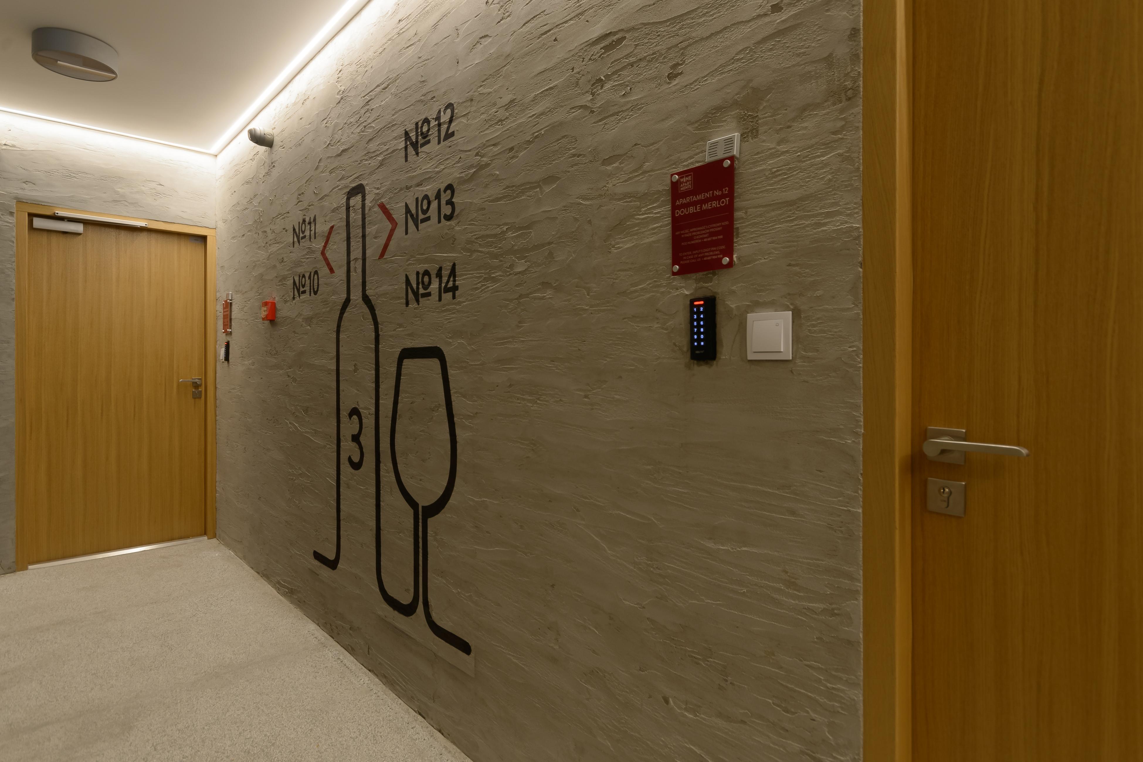 Wine Apartments كراكوفيا المظهر الخارجي الصورة