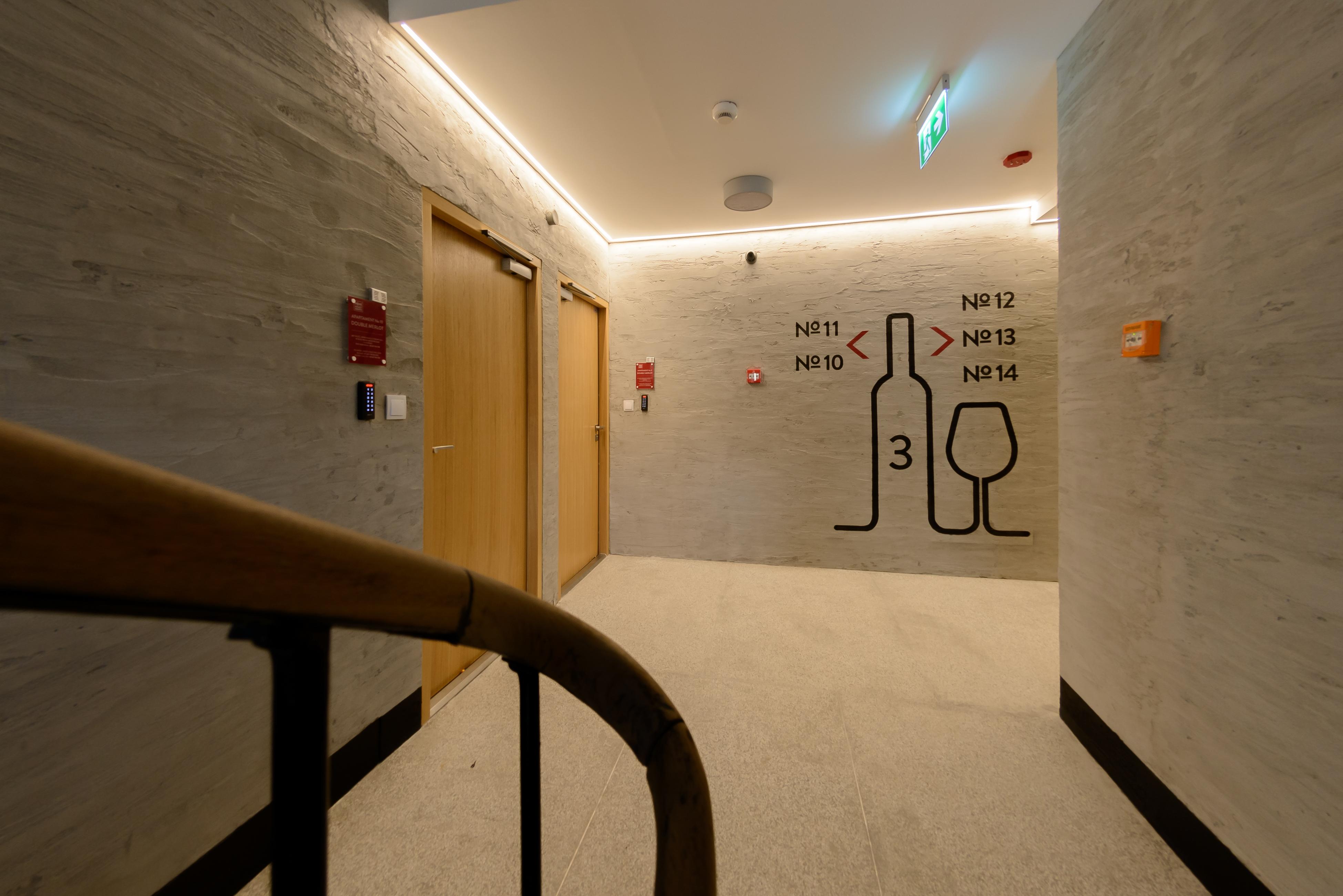 Wine Apartments كراكوفيا المظهر الخارجي الصورة